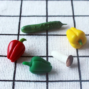 5pcs Mini Jogo de Comida Casa de bonecas em Miniatura Escala 1/12 Tipos de Legumes Modelo de Mini Legumes Brincar de faz de conta