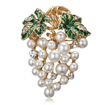Verão Crystal Pearl Uva de Flores Broches para as Mulheres Bonito de Luxo Buquê de Broche de Jóias de Moda Noiva Elegante Acessórios