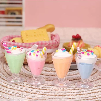 1Pc 1:12 Casa de bonecas em Miniatura sorvete Copos de Casa de Boneca de Alimentos da Cozinha Acessórios Mini milk-shake de sorvete de Cozinha Brinquedos