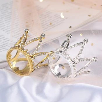 1Pcs Mini Coroa de Princesa da Caveira de Cristal Prateado Tiara Crianças Enfeites de Cabelo Para o Casamento, Festa de Aniversário, Decoração de Bolo